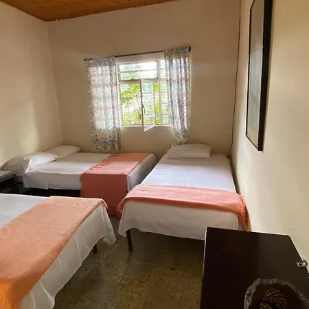 Hostal Campestre Araucarias Santa Rosa de Cabal Exterior photo